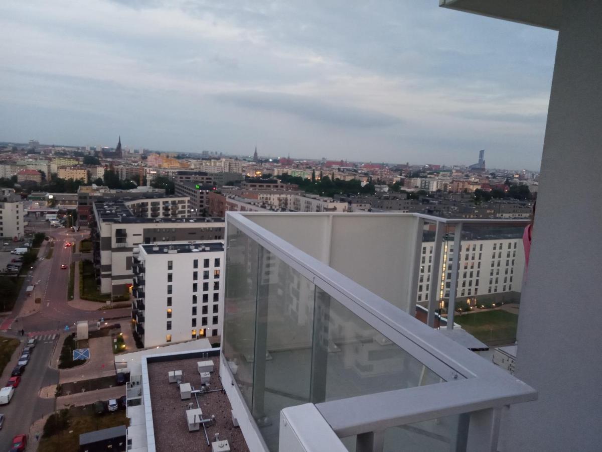Wroclaw Penthouse Views Odra And City Center المظهر الخارجي الصورة